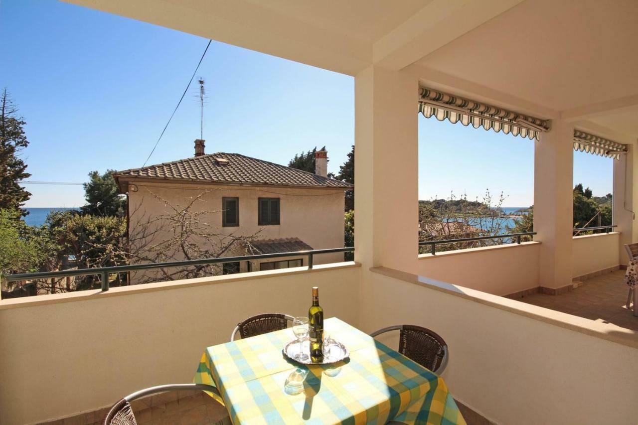 Apartments Tonka Near Beach And Sea Pula Bagian luar foto
