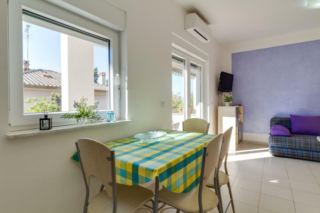 Apartments Tonka Near Beach And Sea Pula Bagian luar foto